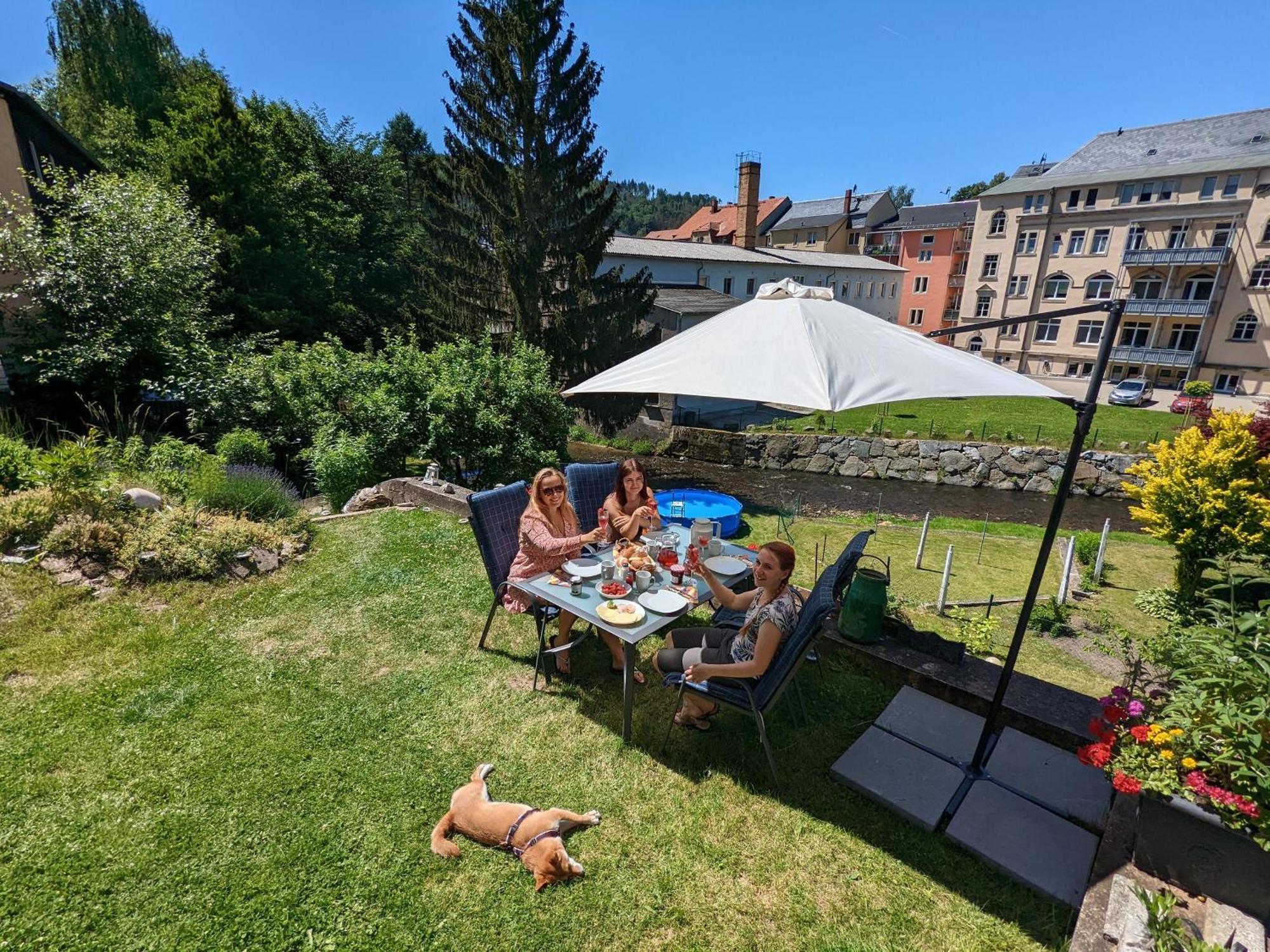 Hw2B - Urlaubsmagie - Wohlfuehlwohnung Mit Balkon, Pool, Sauna & Terrasse Зебниц Экстерьер фото